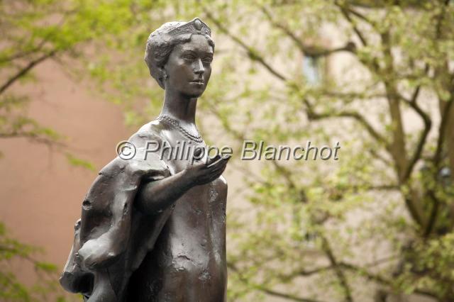 luxembourg 04.JPG - Statue de la Grande-Duchesse CharlotteLuxembourg-villeGrand Duché de Luxembourg